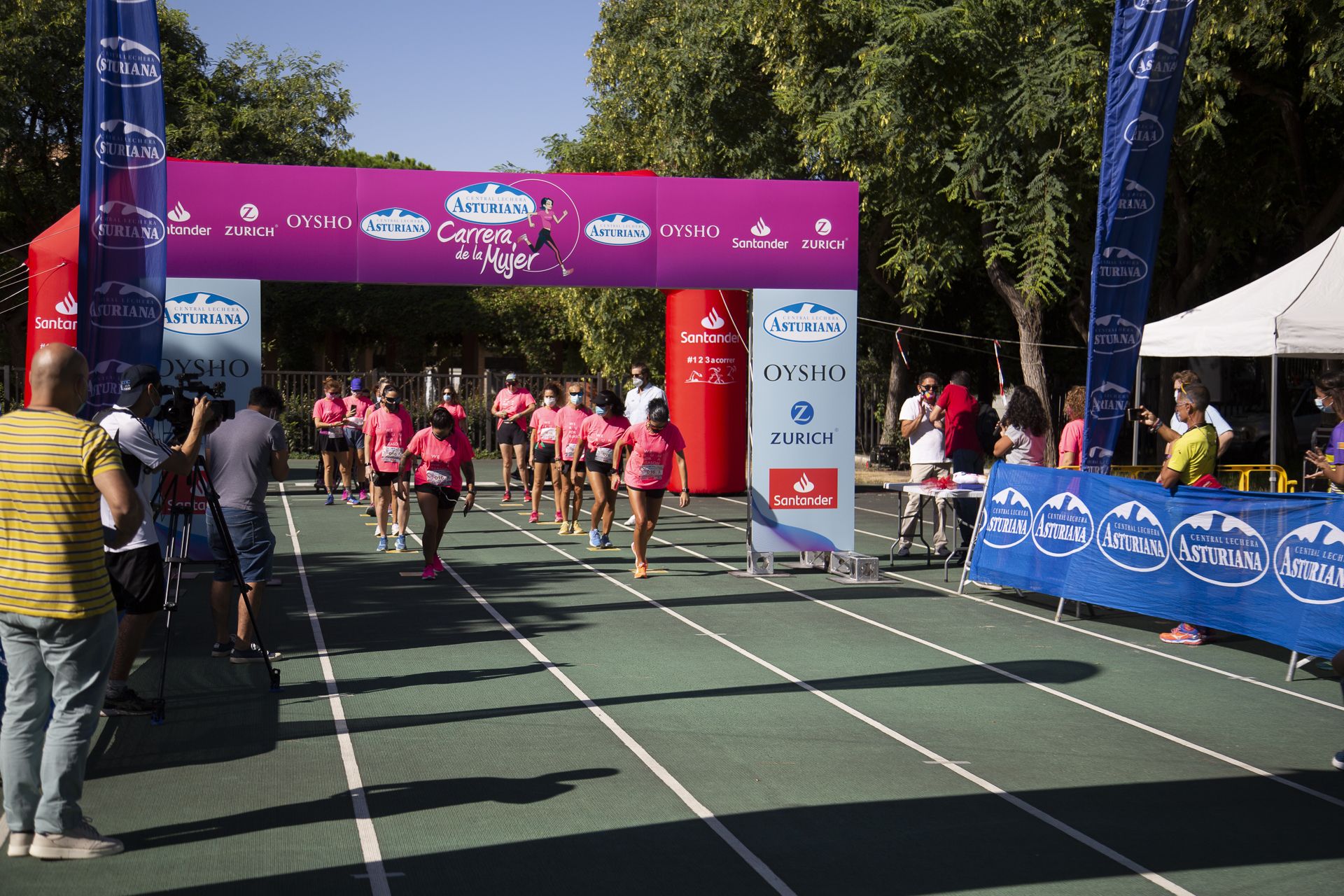 Las mejores fotos de la Carrera de la Mujer Virtual de Valencia 2020 (SALIDA)