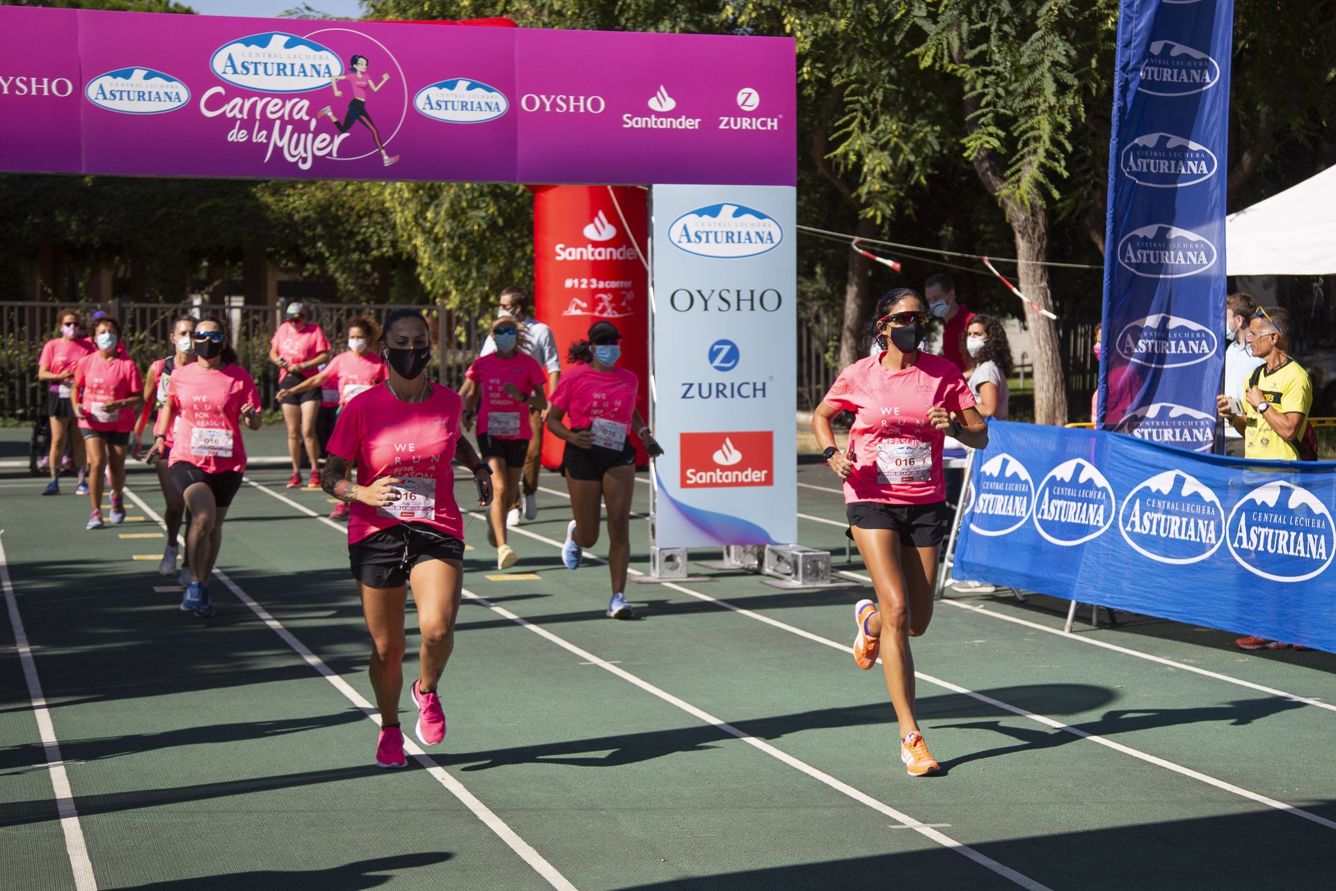Las mejores fotos de la Carrera de la Mujer Virtual de Valencia 2020 (SALIDA)