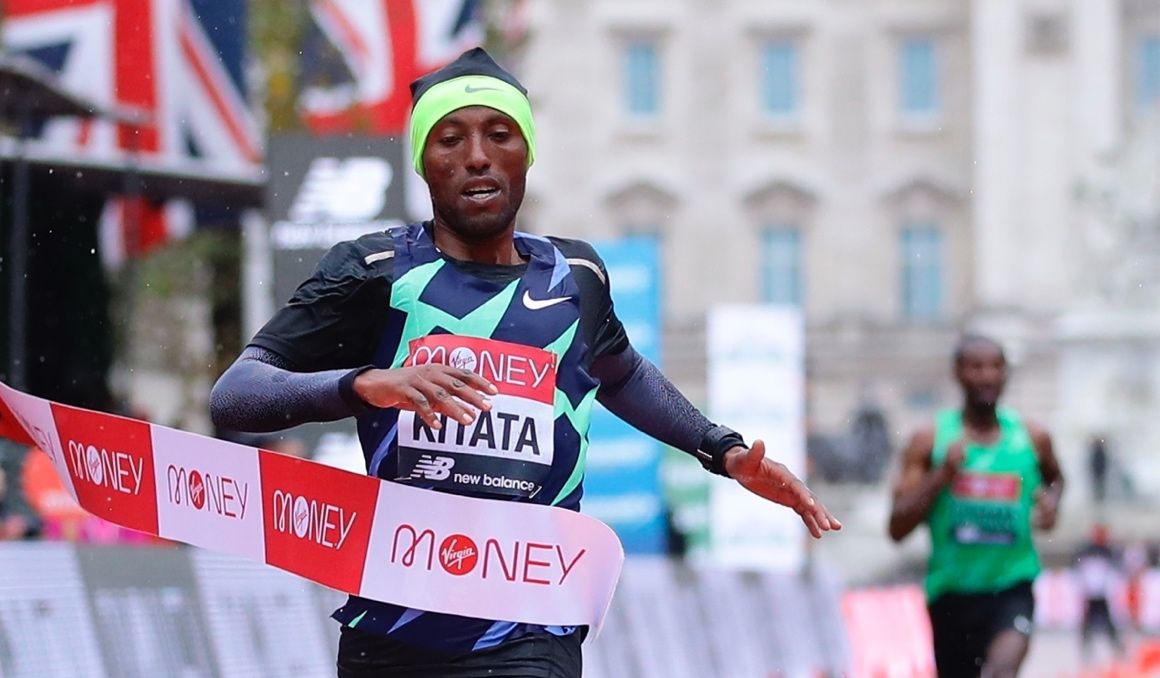 Shura Kitata, el ganador del Maratón de Londres. Foto: EFE.