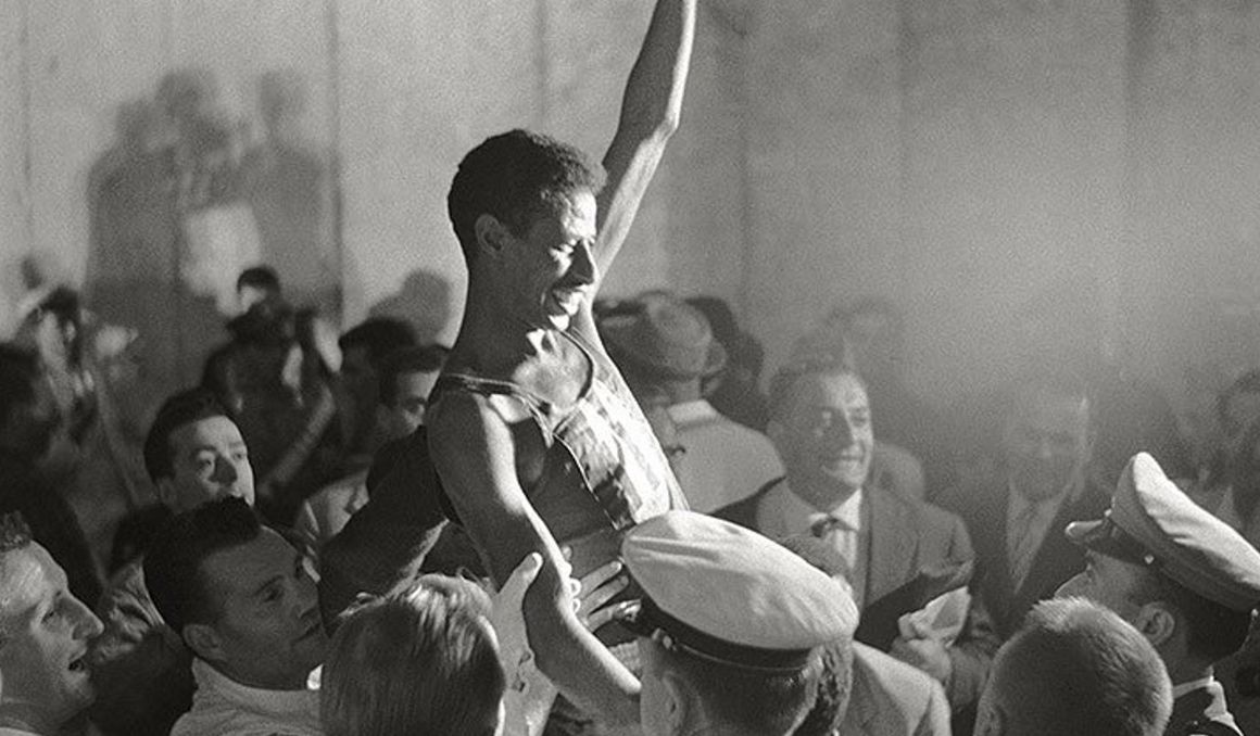 Abebe Bikila tras ganar el maratón de los Juegos Olímpicos de Roma 1960.