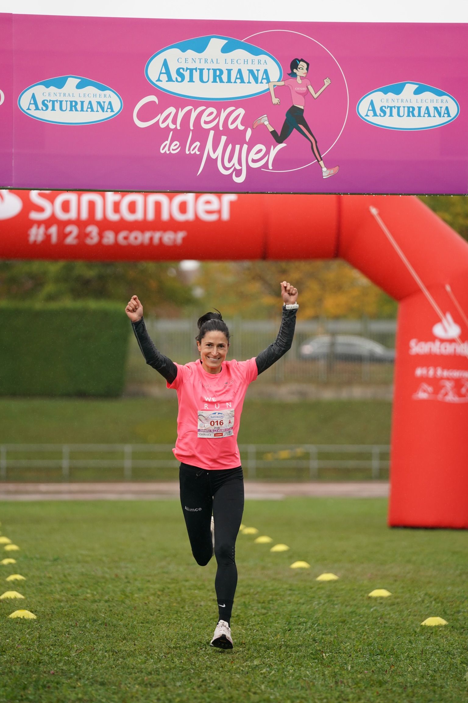 Las mejores fotos de la Carrera de la Mujer Virtual de Vitoria-Gasteiz 2020