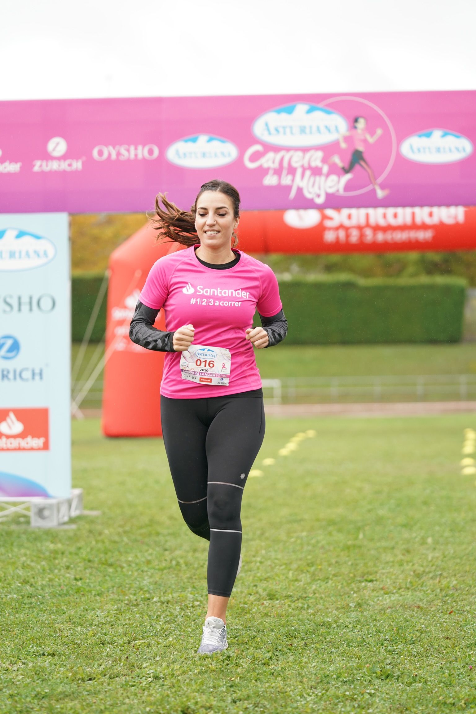Las mejores fotos de la Carrera de la Mujer Virtual de Vitoria-Gasteiz 2020