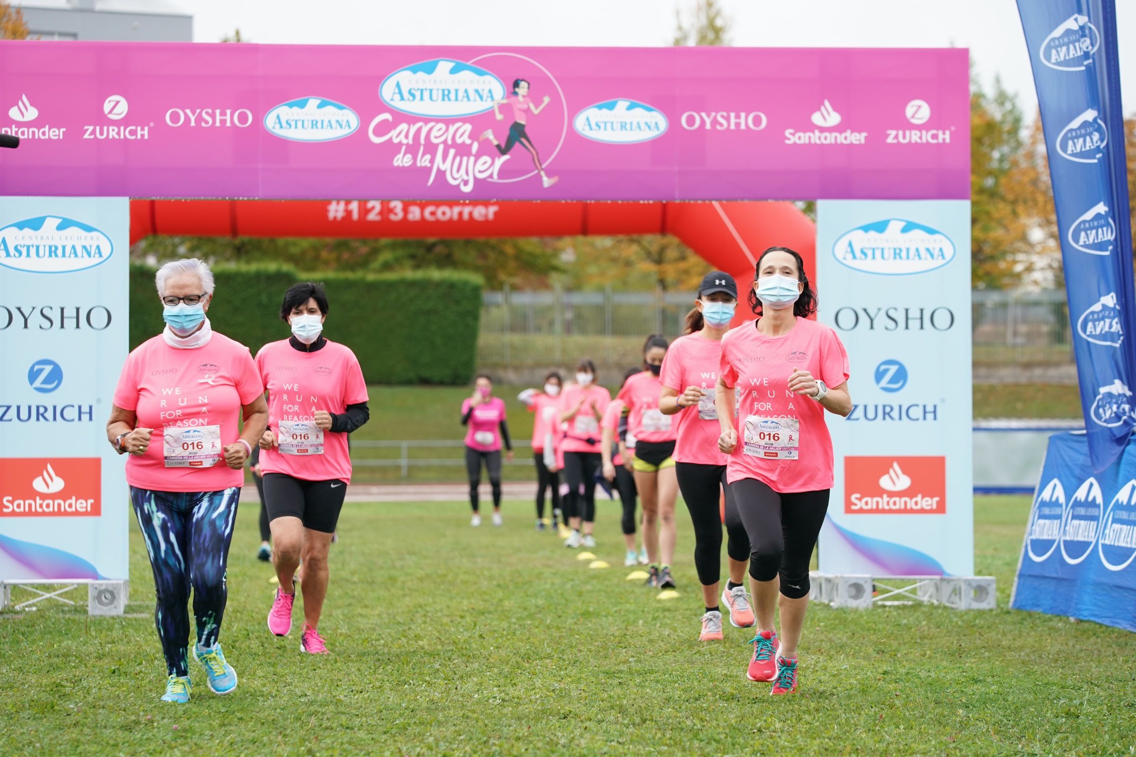 Las mejores fotos de la Carrera de la Mujer Virtual de Vitoria-Gasteiz 2020