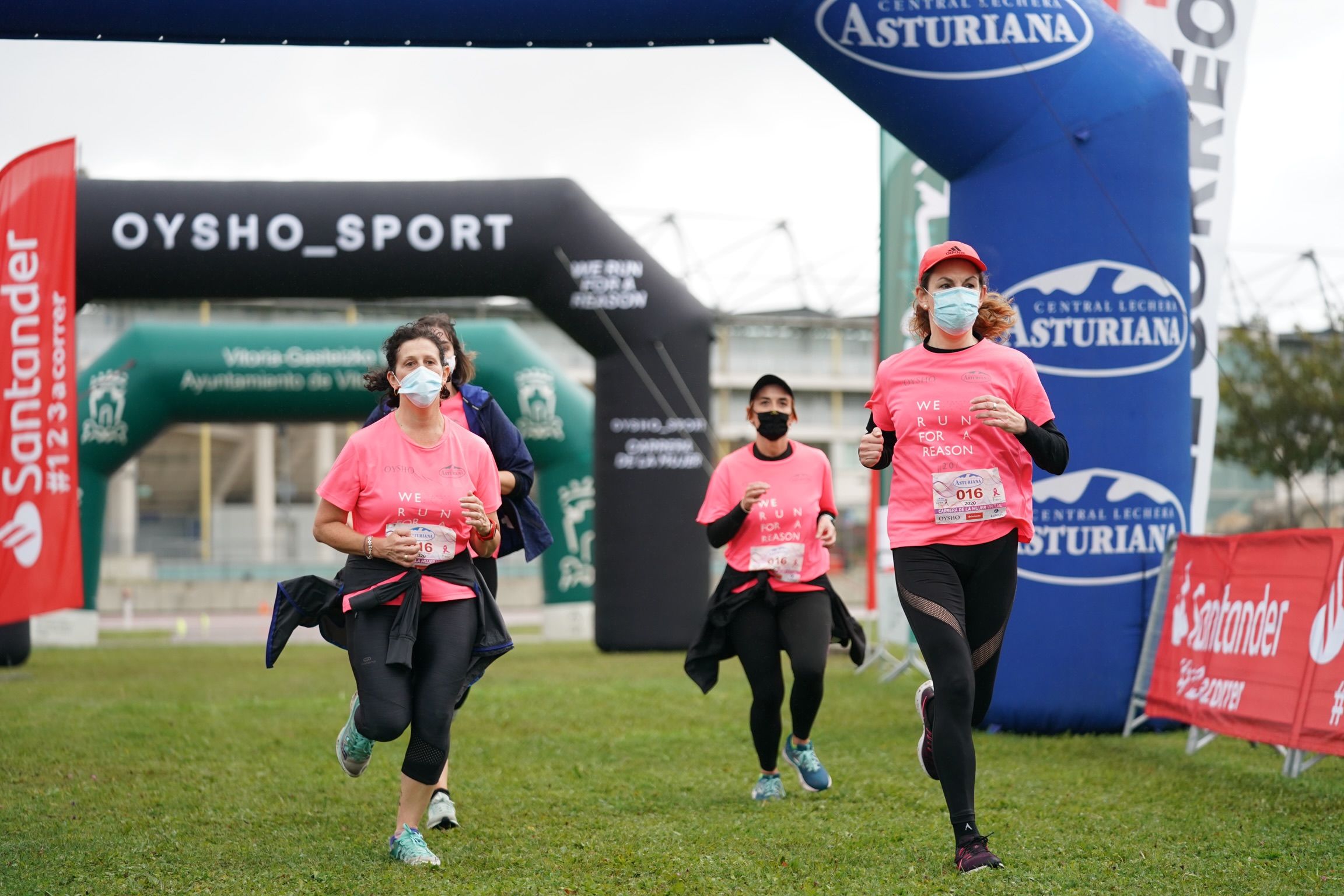 Las mejores fotos de la Carrera de la Mujer Virtual de Vitoria-Gasteiz 2020