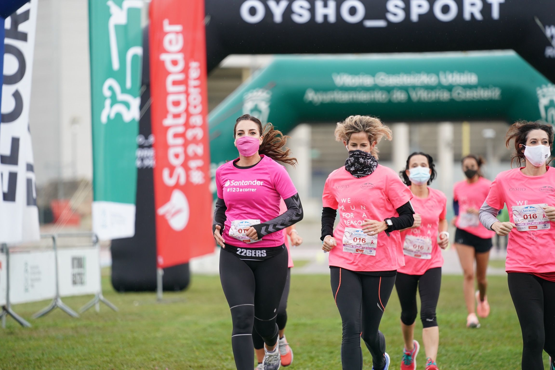 Las mejores fotos de la Carrera de la Mujer Virtual de Vitoria-Gasteiz 2020