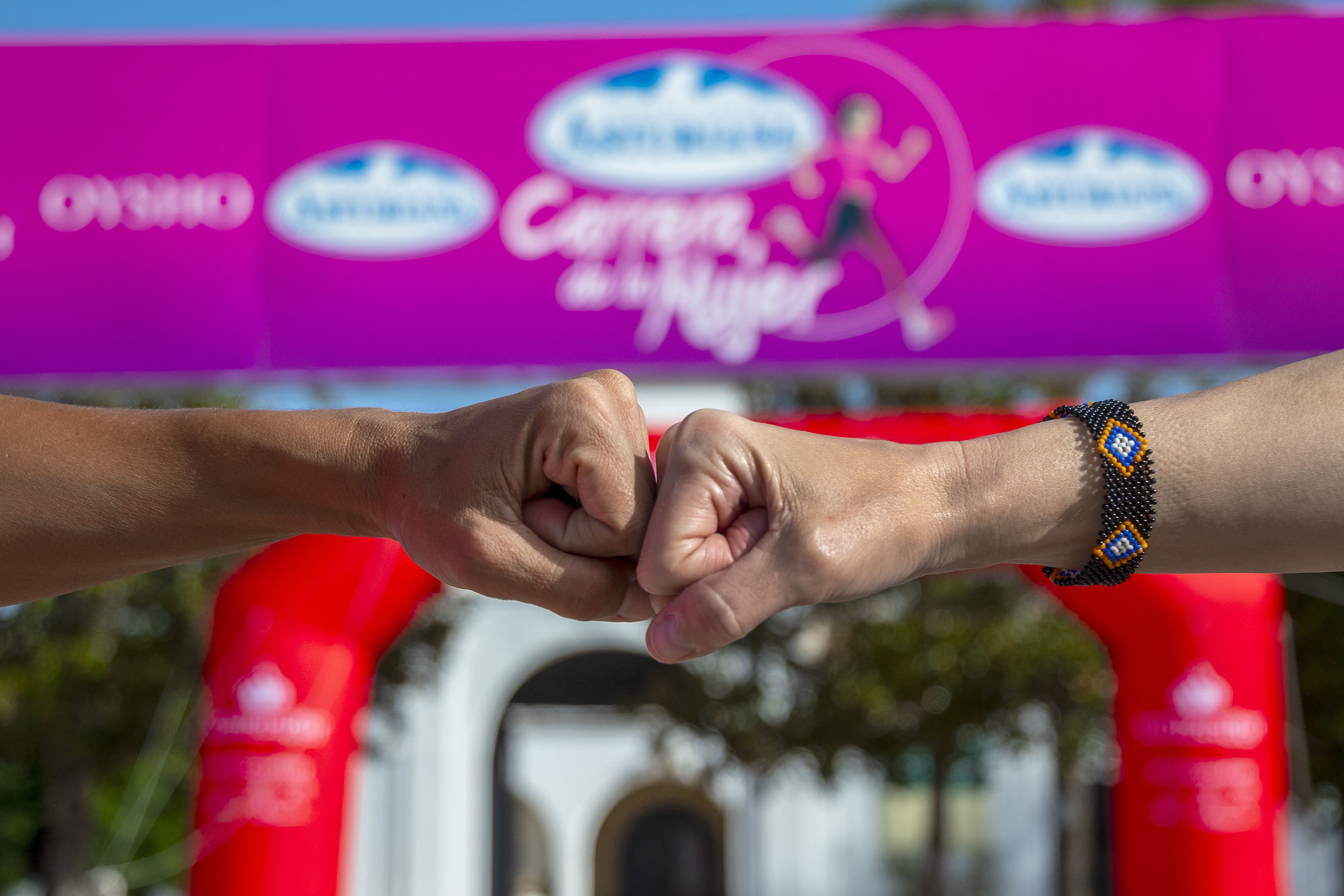 Las mejores fotos de la Carrera de la Mujer Virtual de Sevilla 2020