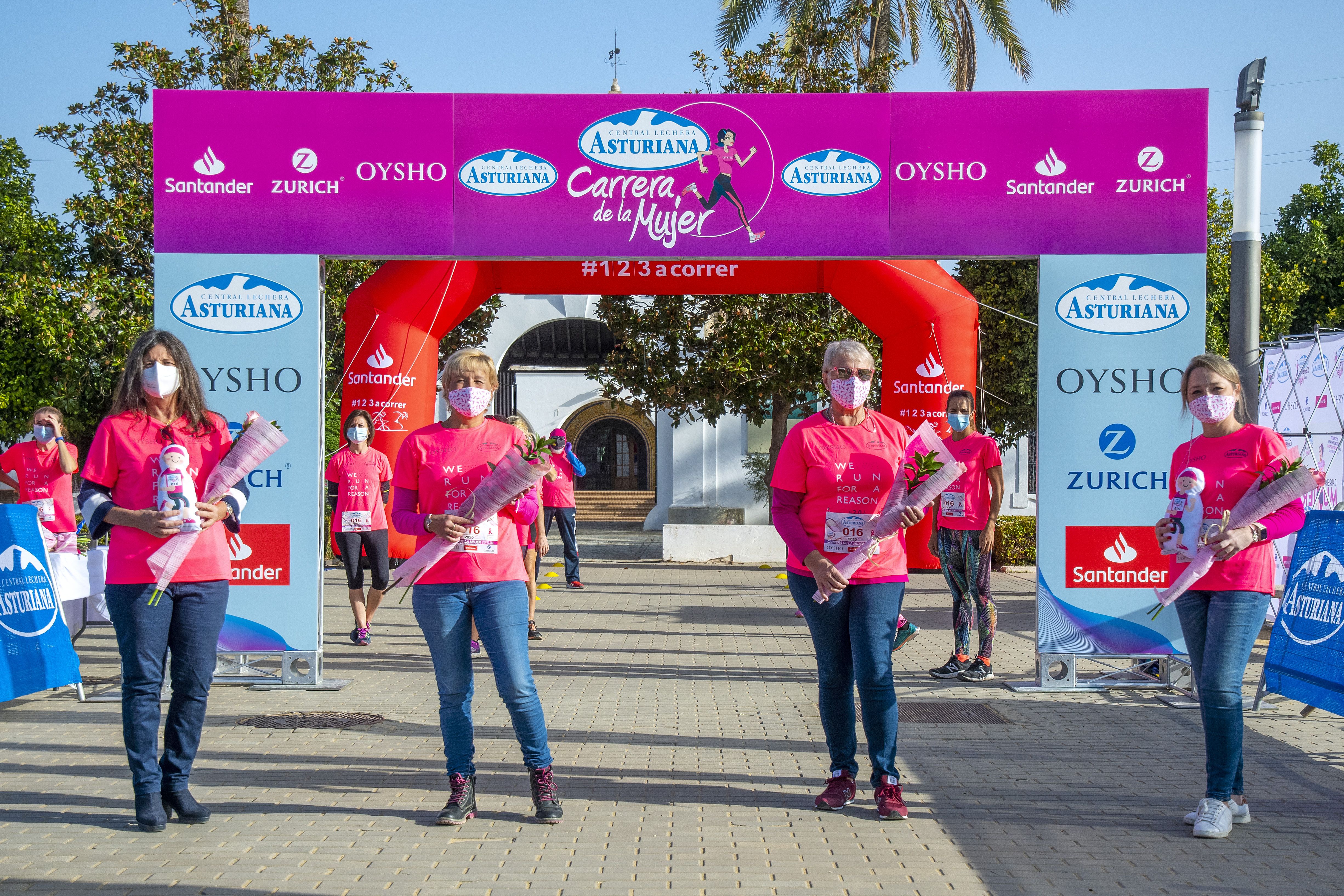 Las mejores fotos de la Carrera de la Mujer Virtual de Sevilla 2020