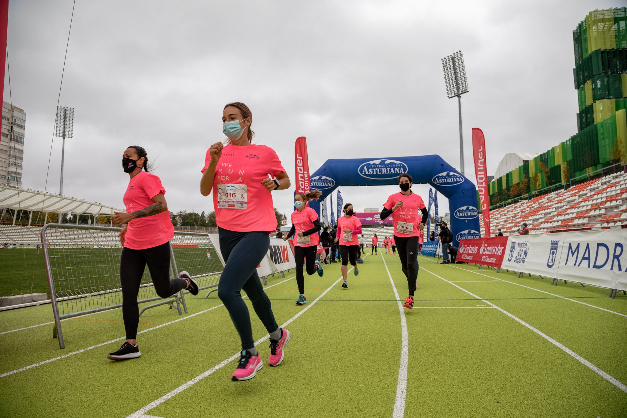 Las mejores fotos de la Carrera de la Mujer Virtual de Madrid 2020 (EVENTO)