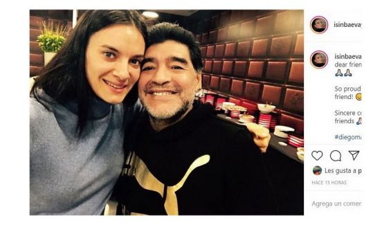 Yelena Isinbaeva era una gran amiga de Maradona Yelena Isinbaeva era una gran amiga de Maradona