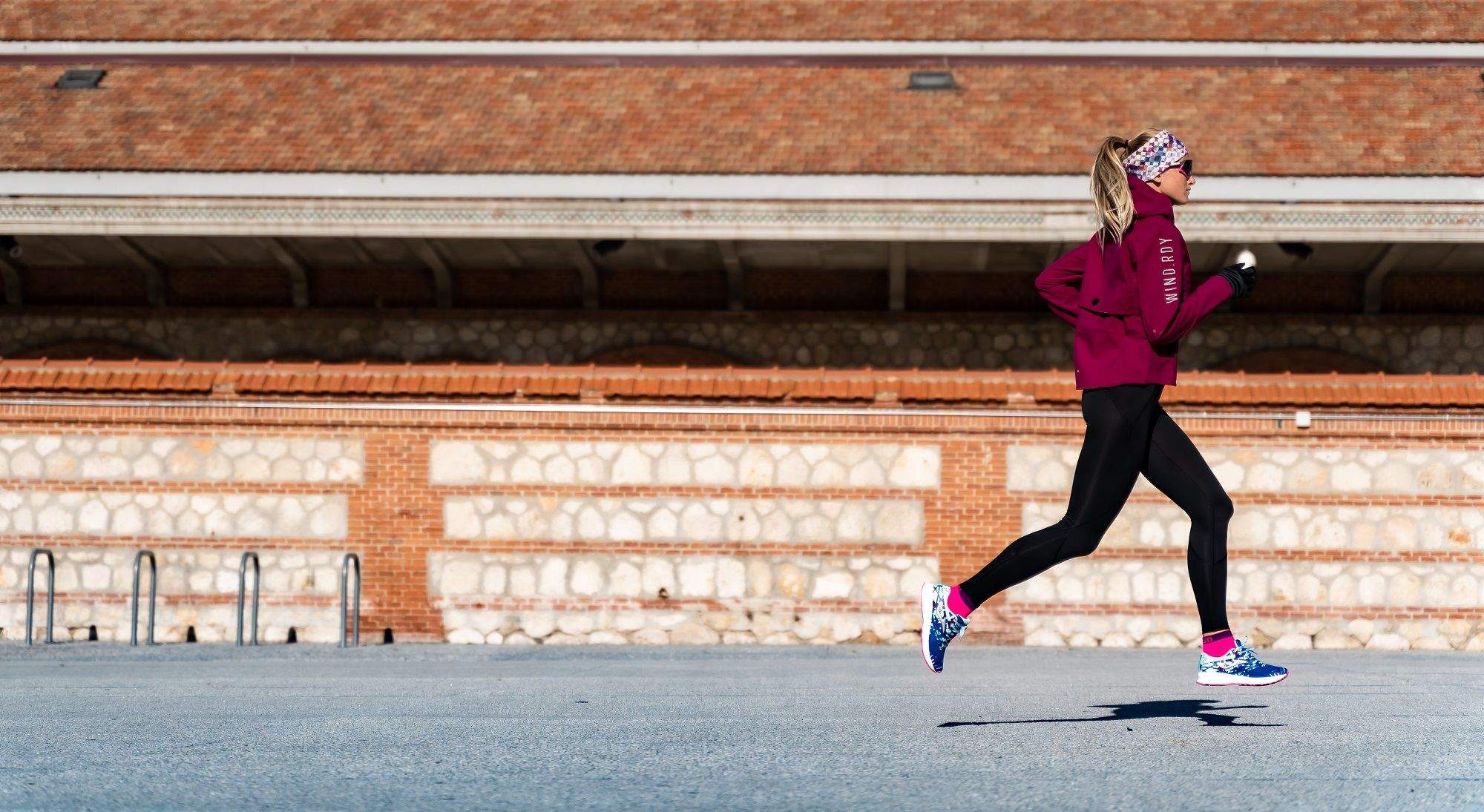 Correr en invierno no es una batalla perdida: es una temporada diferente, más introspectiva, más técnica, más estratégica.