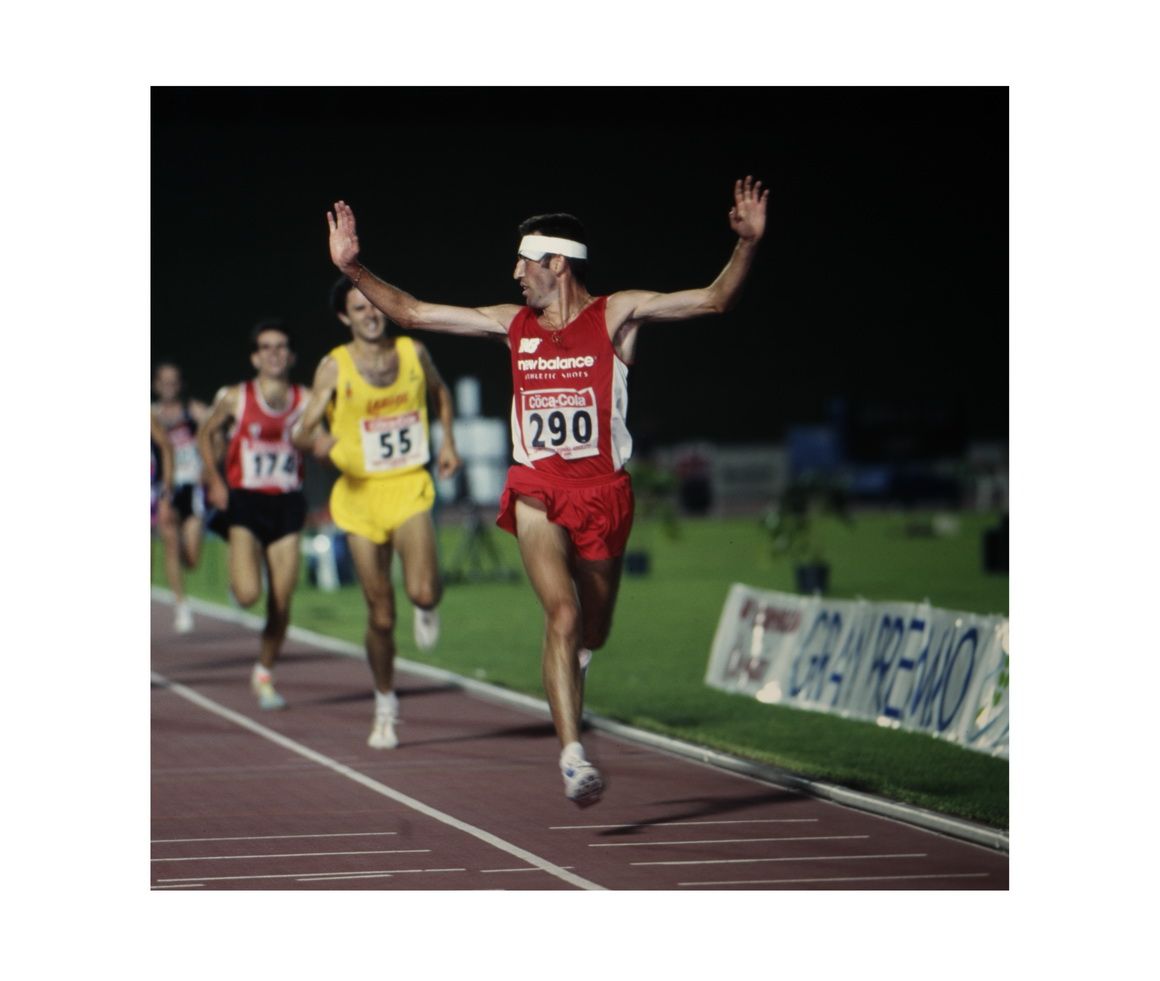 Alejandro Gómez imponiéndose en el Campeonato de España de 10.000 en 1995. Foto: RFEA