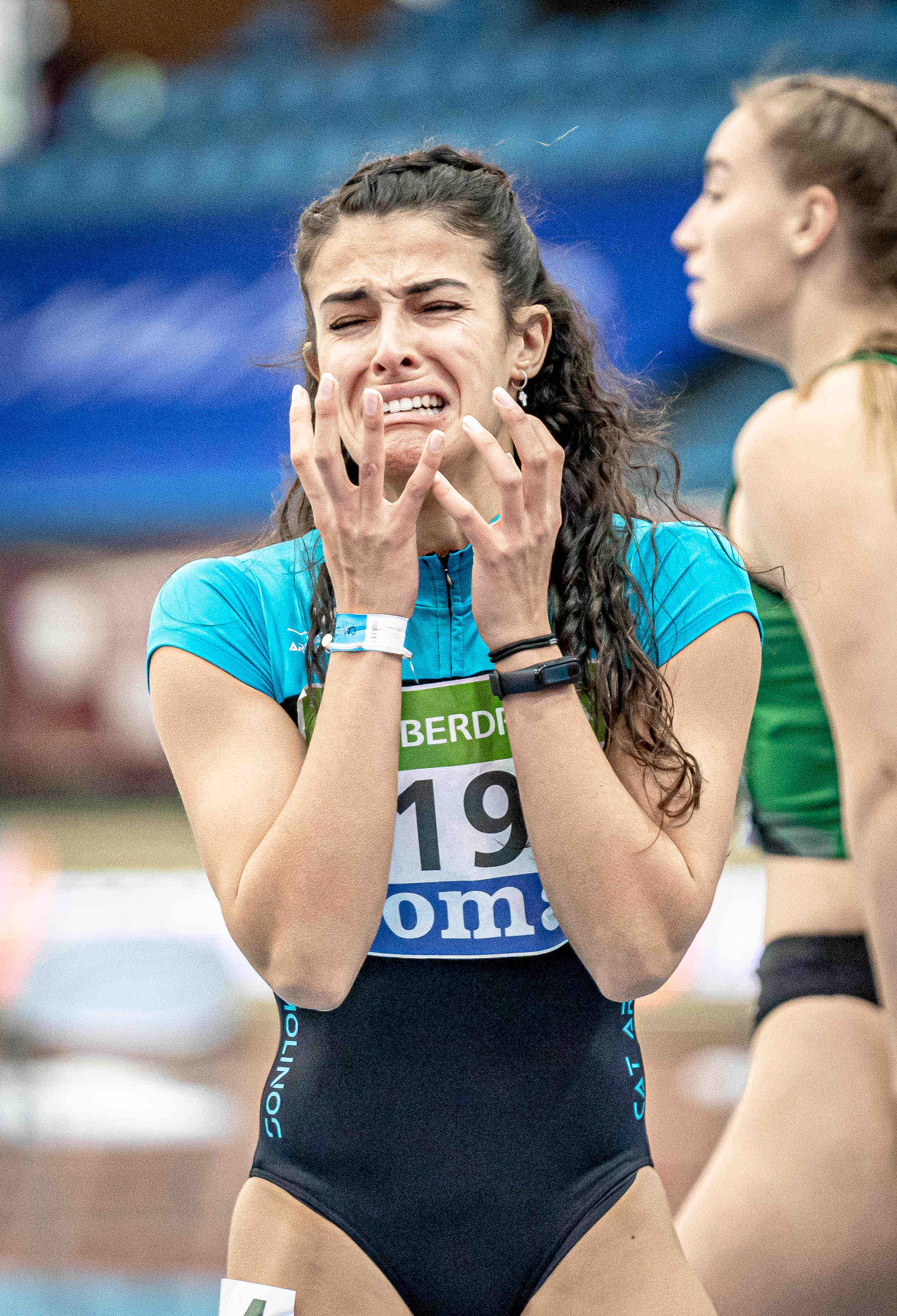 Carmen Sánchez y su emoción al comprobar que había sido bronce en los 60 metros vallas.
