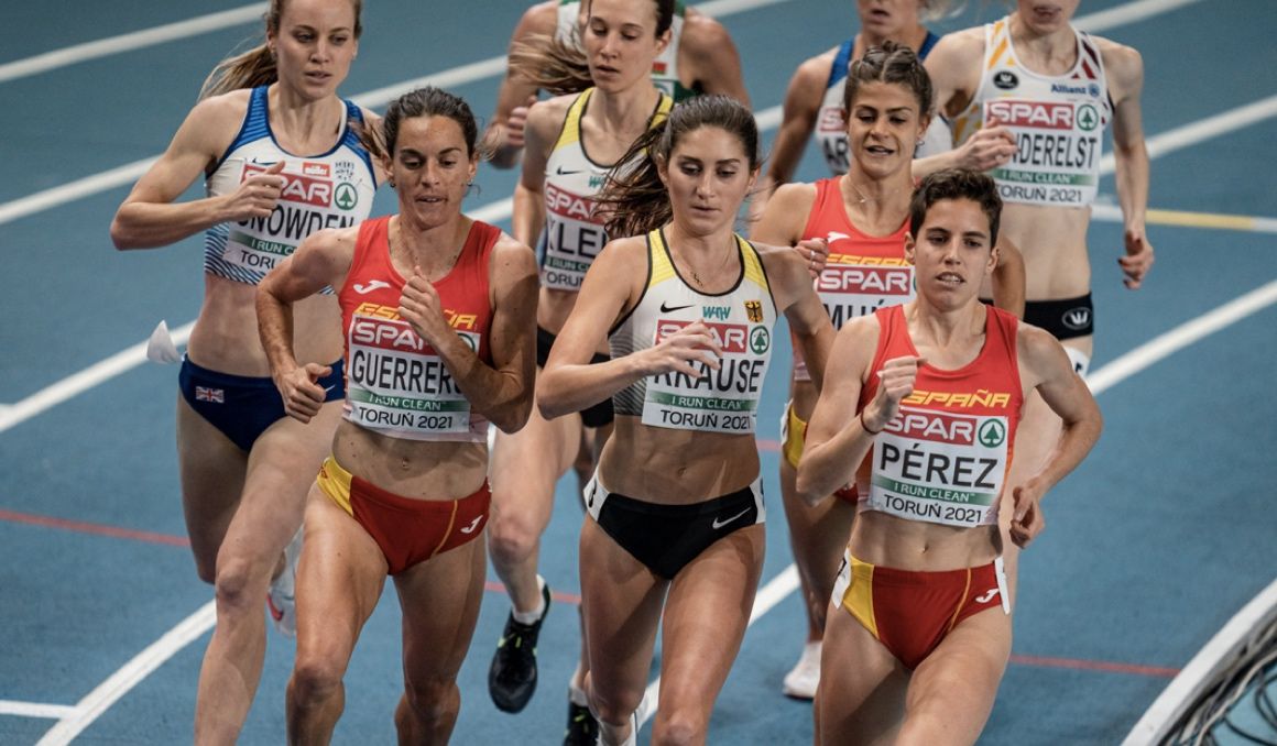 Una imagen de la final de los 1.500 metros en categoría femenina. Foto Sportmedia