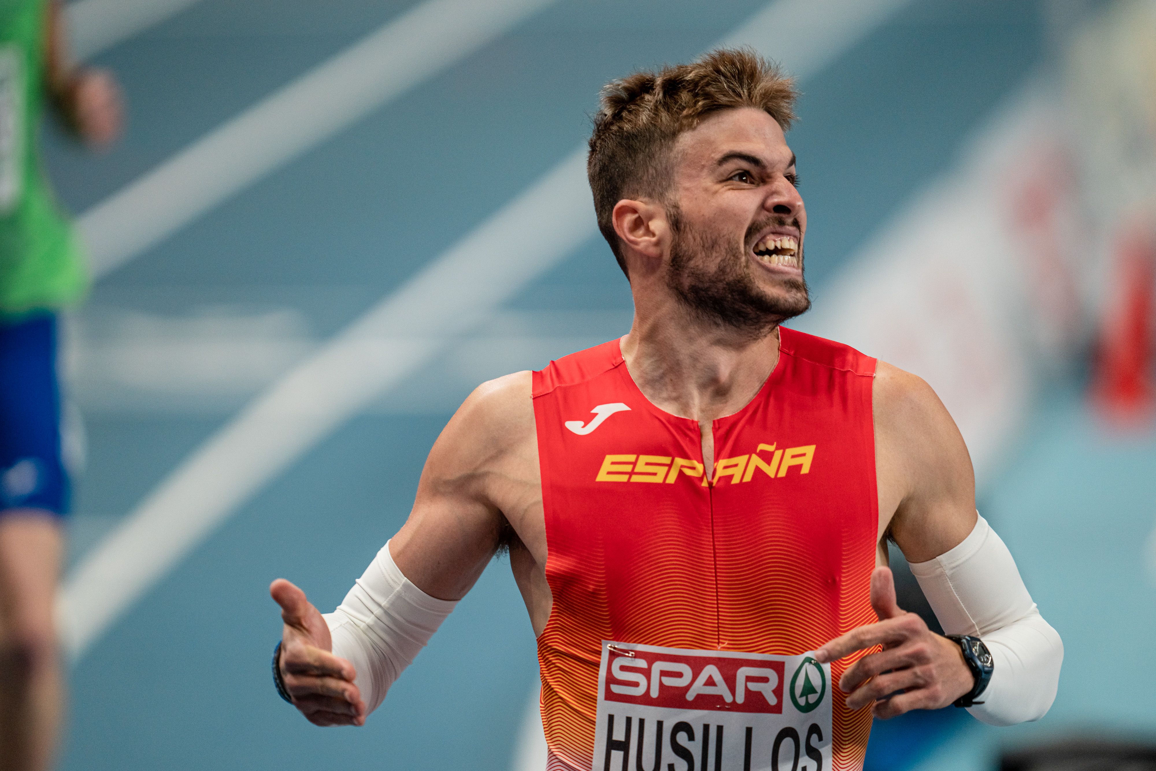 10 imágenes del histórico oro de Óscar Husillos en Toruń