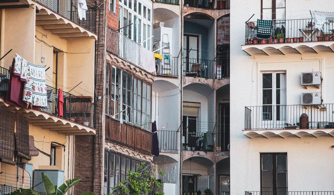 Barrio, por José María Rubí. Foto: Izhak.
