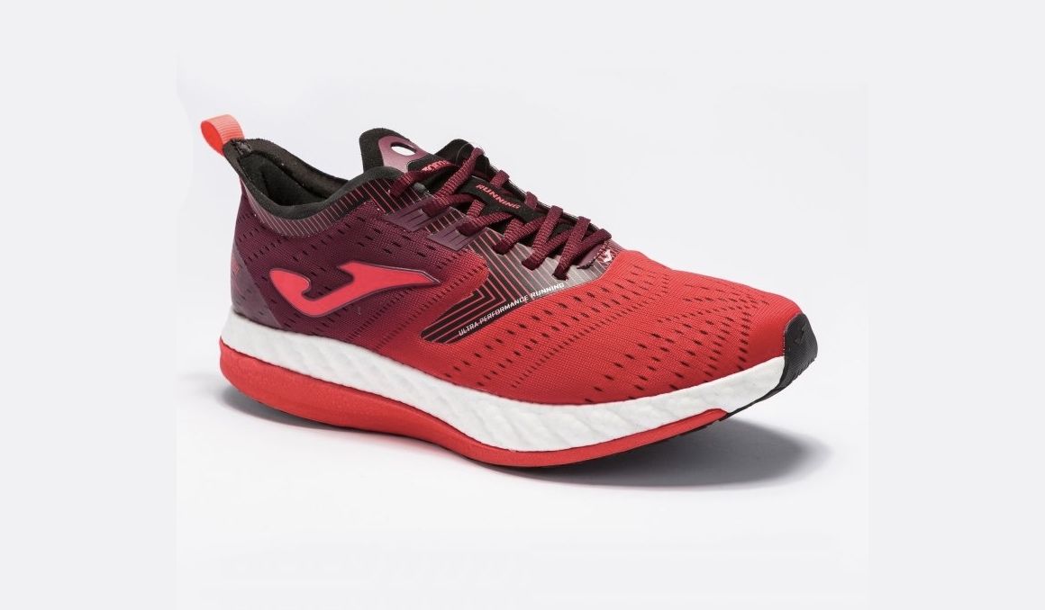 Así son las nuevas JOMA R3000 con placa de carbono