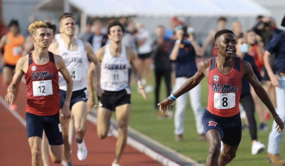 Mario García Romo, primer sub 3:40 en 1.500 de 2021