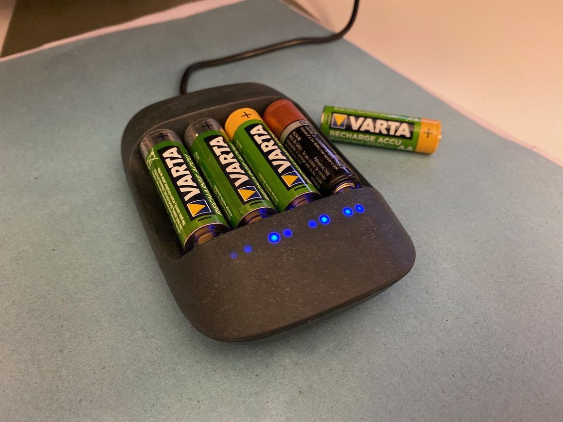 Varta Eco Charger