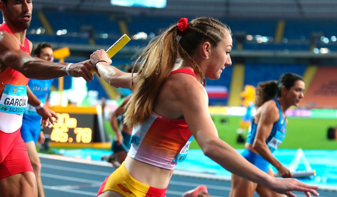 España, sexta en la final del relevo mixto 4x400. Foto: EFE.