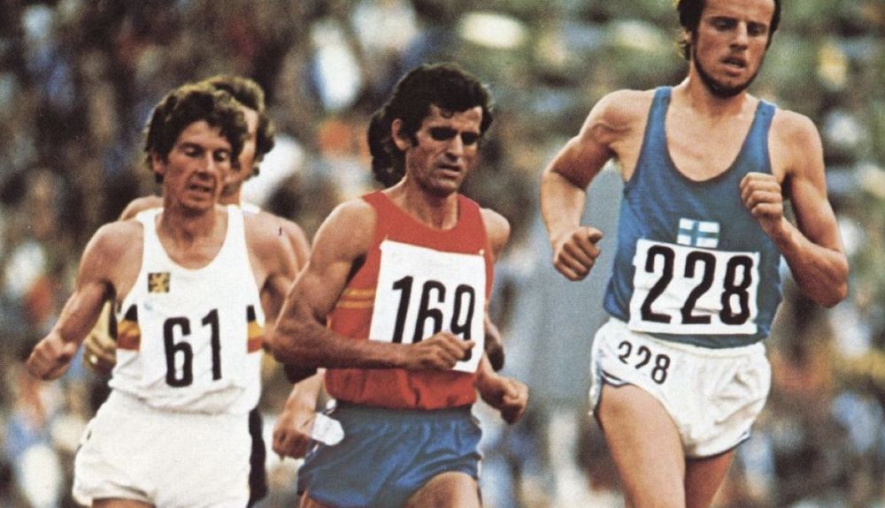 Haro, tras el finlandés Lasse Viren, en la prueba de 10.000 metros de los Juegos de Munich 72 Haro, tras el finlandés Lasse Viren, en la prueba de 10.000 metros de los Juegos de Munich 72
