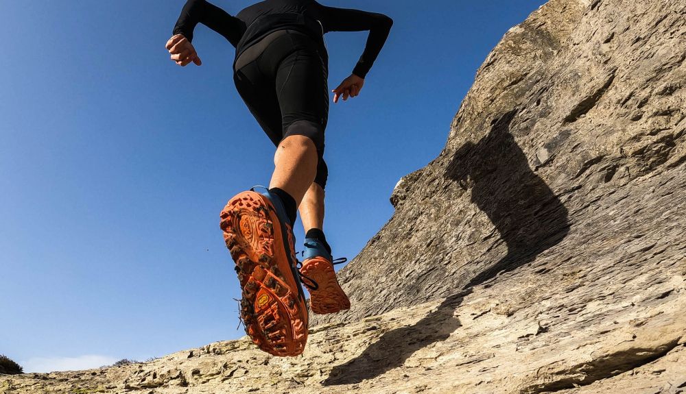 Ultra Test HOKA ONE ONE Mafate Speed 3. ALBERTO PELAEZ @apelaez76 Ultra Test HOKA ONE ONE Mafate Speed 3. ALBERTO PELAEZ @apelaez76
