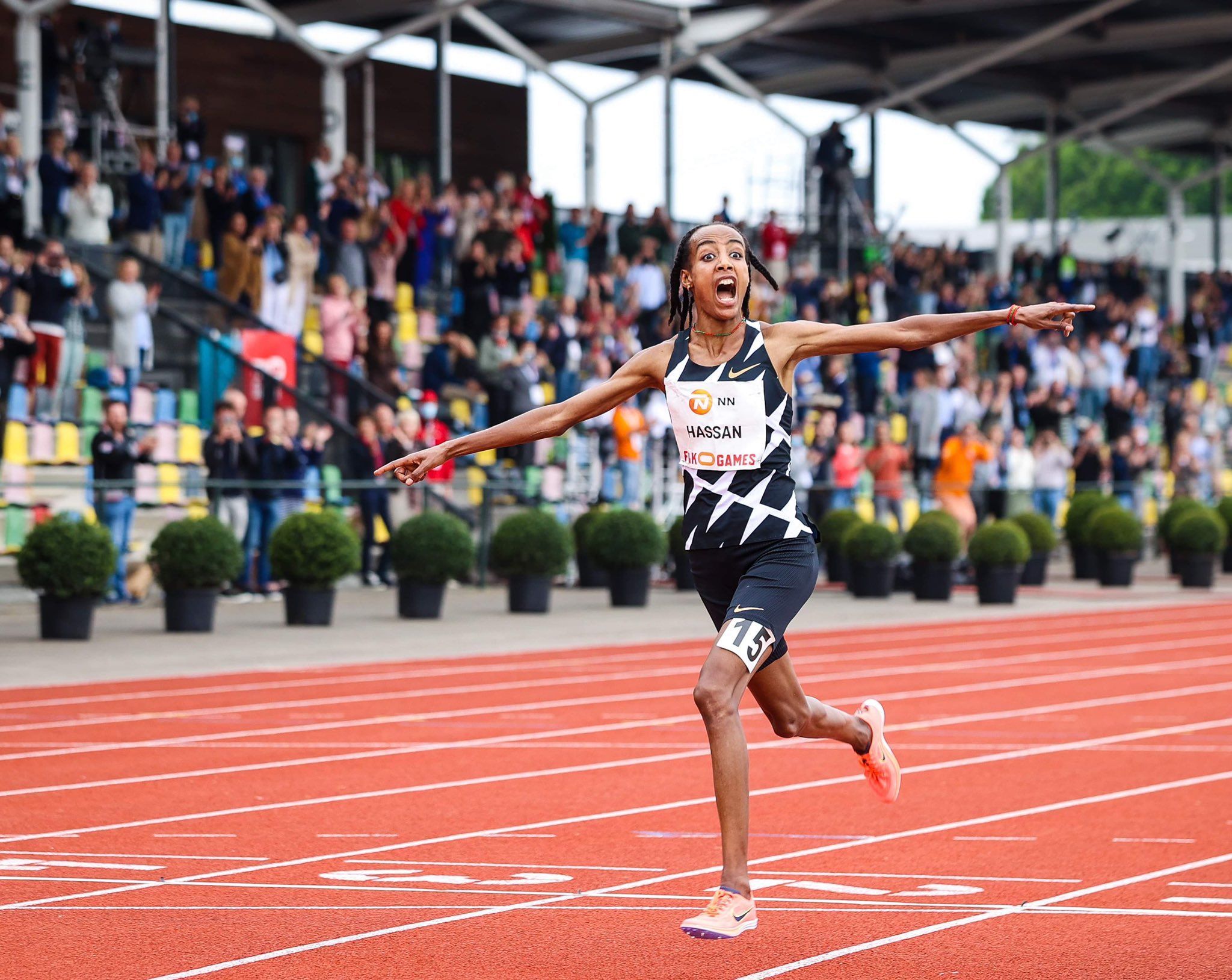 Las mejores fotos del récord del mundo de Sifan Hassan en Hengelo 4