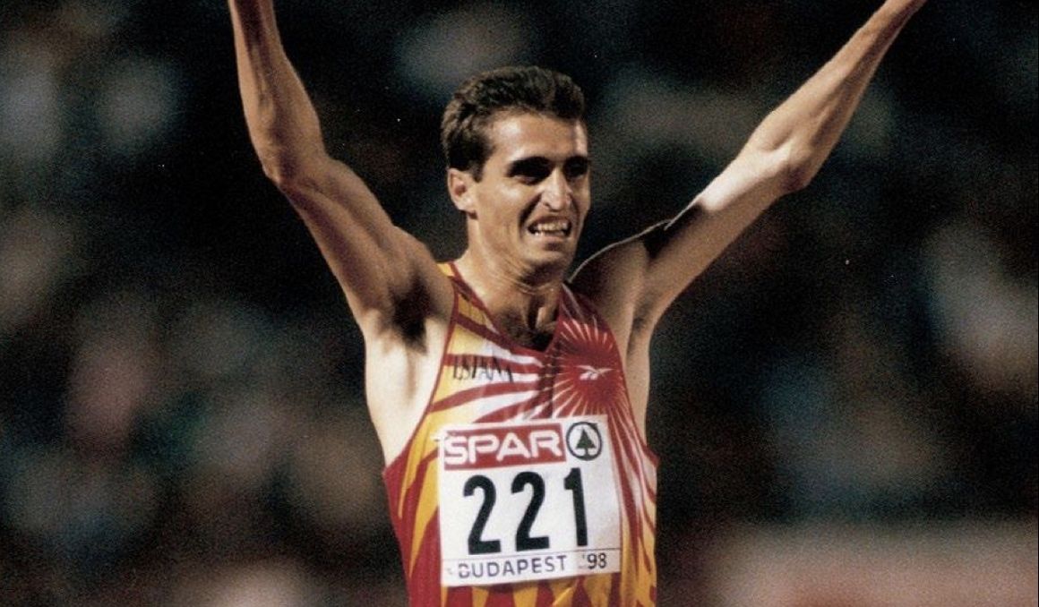 El atleta Isaac Viciosa en el Campeonato de Europa de Budapest 1998 en el que triunfó en los 5.000 metros. Foto: RFEA.