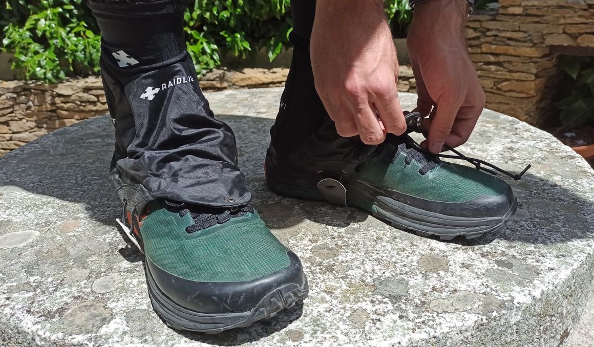 Probamos a fondo estas polainas de Raidlight con las que no tendrás que preocuparte por tus pies.