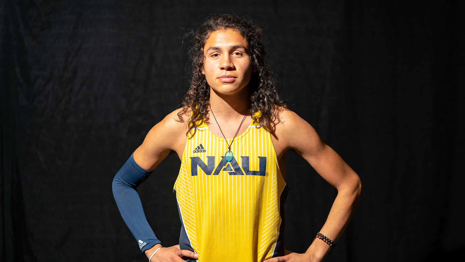 Luis Grijalva ha protagonizado una odisea para poder estar correr los 5000. NAU Athletics