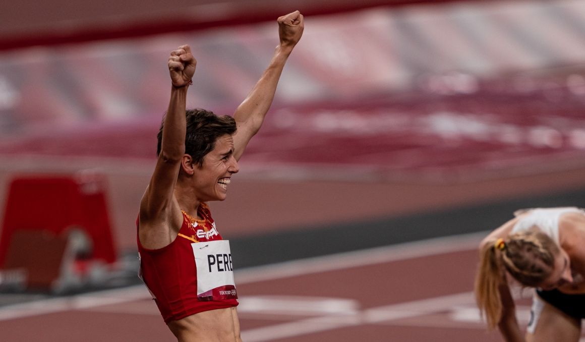 Marta Pérez celebrando el pase a la final de 1.500 metros en los Juegos Olímpicos de Tokio. SPORTMEDIA.