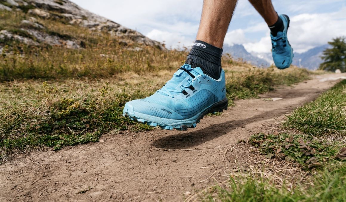 Probamos las zapatillas de trail running de Decathlon Race Light.