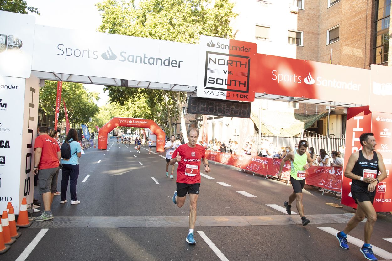 Las mejores imágenes de la Carrera Santander Norte vs Sur