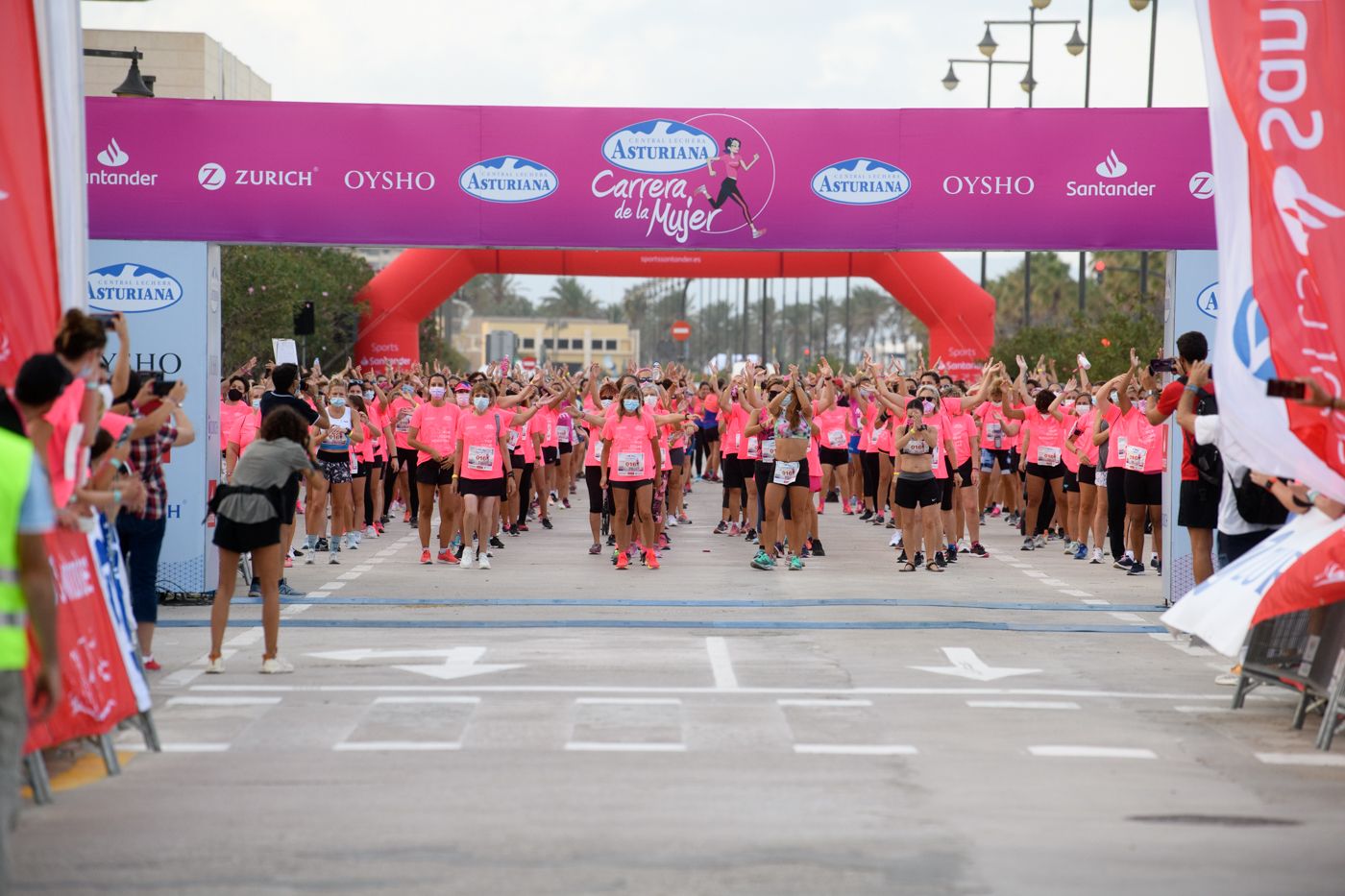 Las mejores fotos de la Carrera de la Mujer de Valencia 2021 - SALIDA 34