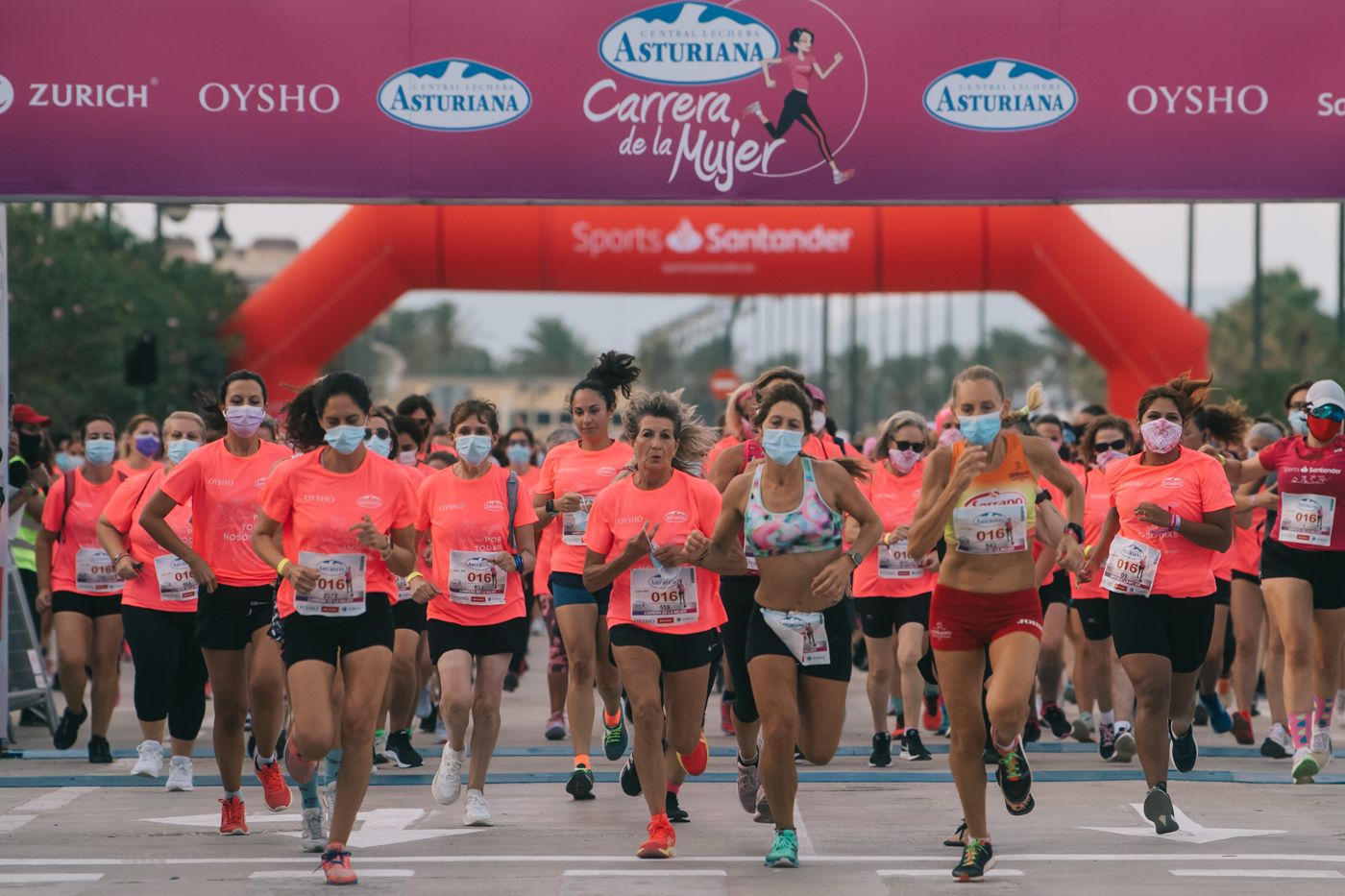 Las mejores fotos de la Carrera de la Mujer de Valencia 2021 - SALIDA 44