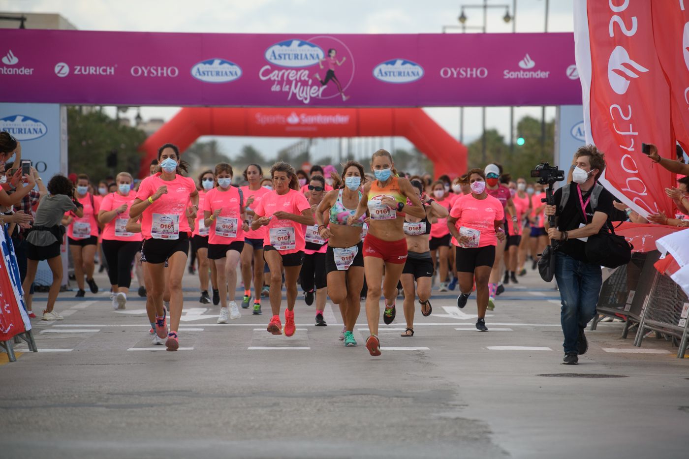 Las mejores fotos de la Carrera de la Mujer de Valencia 2021 - SALIDA 45