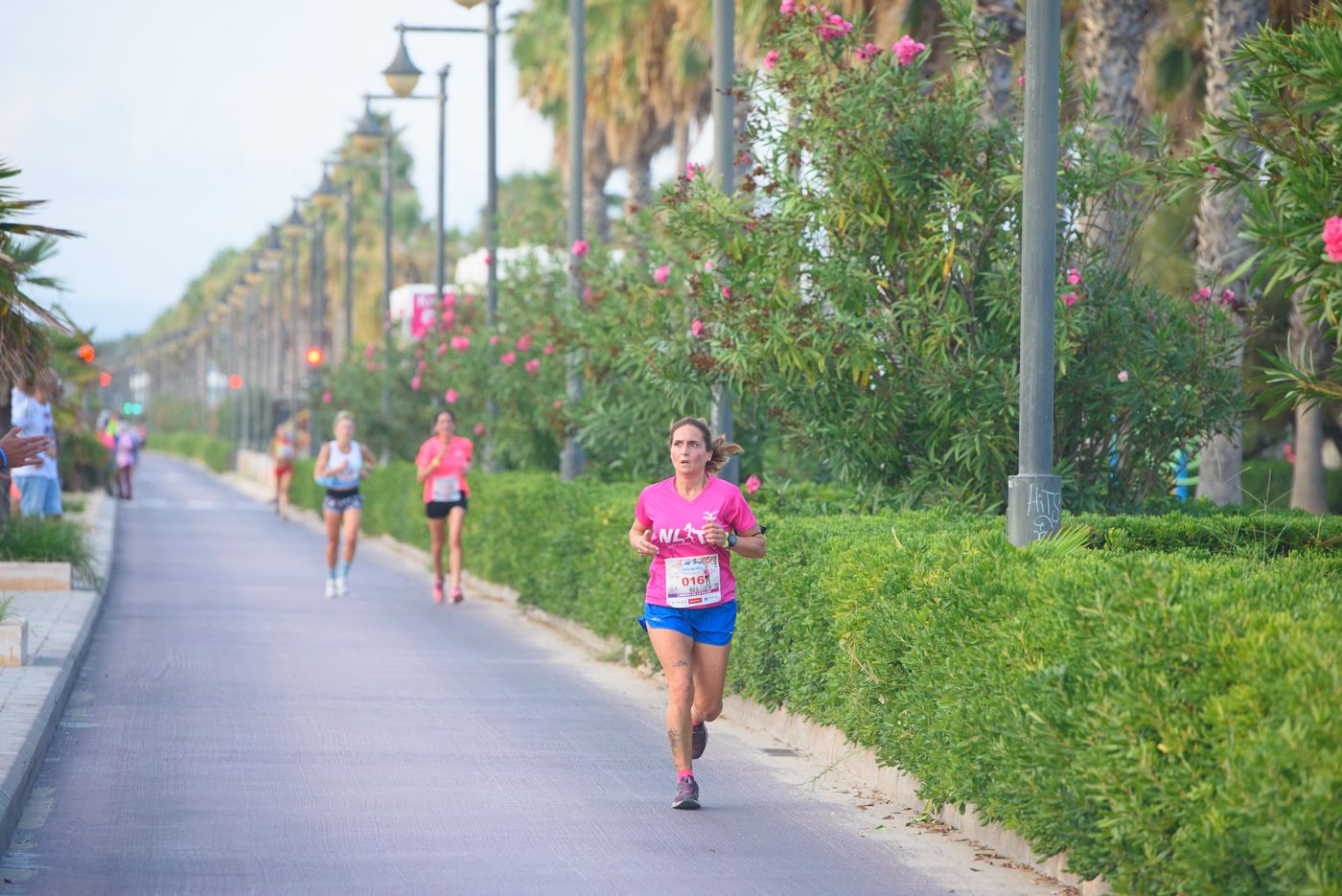 Las mejores fotos de la Carrera de la Mujer de Valencia 2021 - CARRERA 1