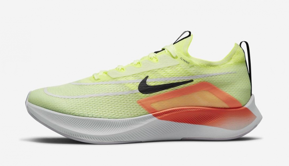 Zoom Fly 4 donde se aprecia dónde estará el soporte (en naranja)