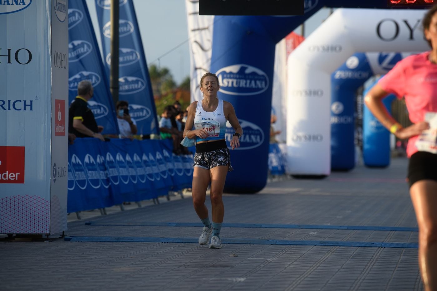 Las mejores fotos de la Carrera de la Mujer de Valencia 2021 - CARRERA 26