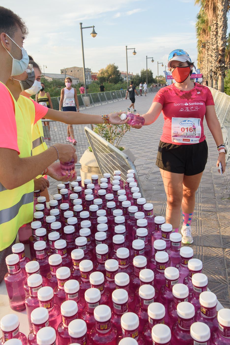 Las mejores fotos de la Carrera de la Mujer de Valencia 2021 - CARRERA 31