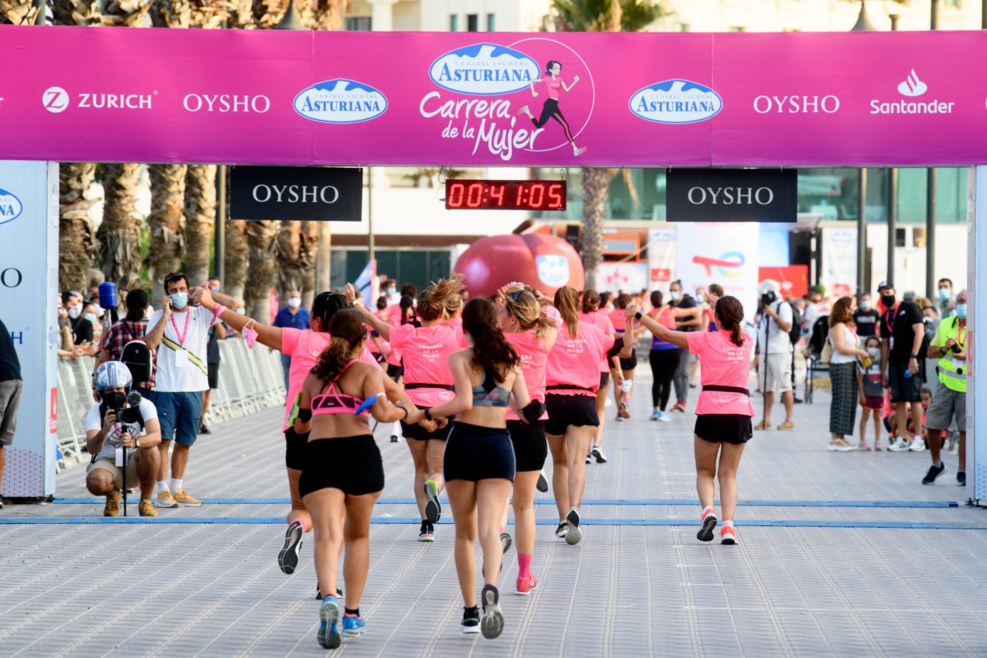 Las mejores fotos de la Carrera de la Mujer de Valencia 2021 - CARRERA 44