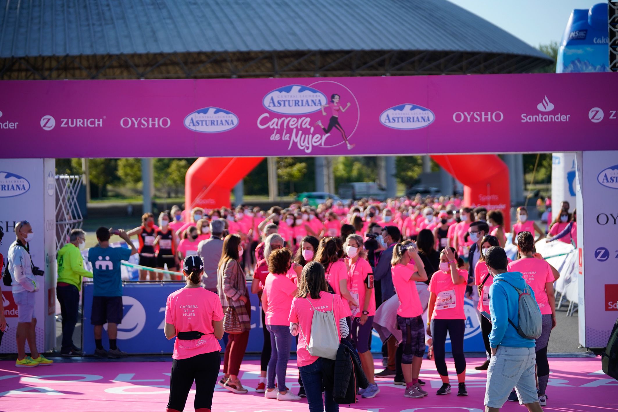  Las mejores fotos de la Carrera de la Mujer de Vitoria-Gasteiz 2021 - 29