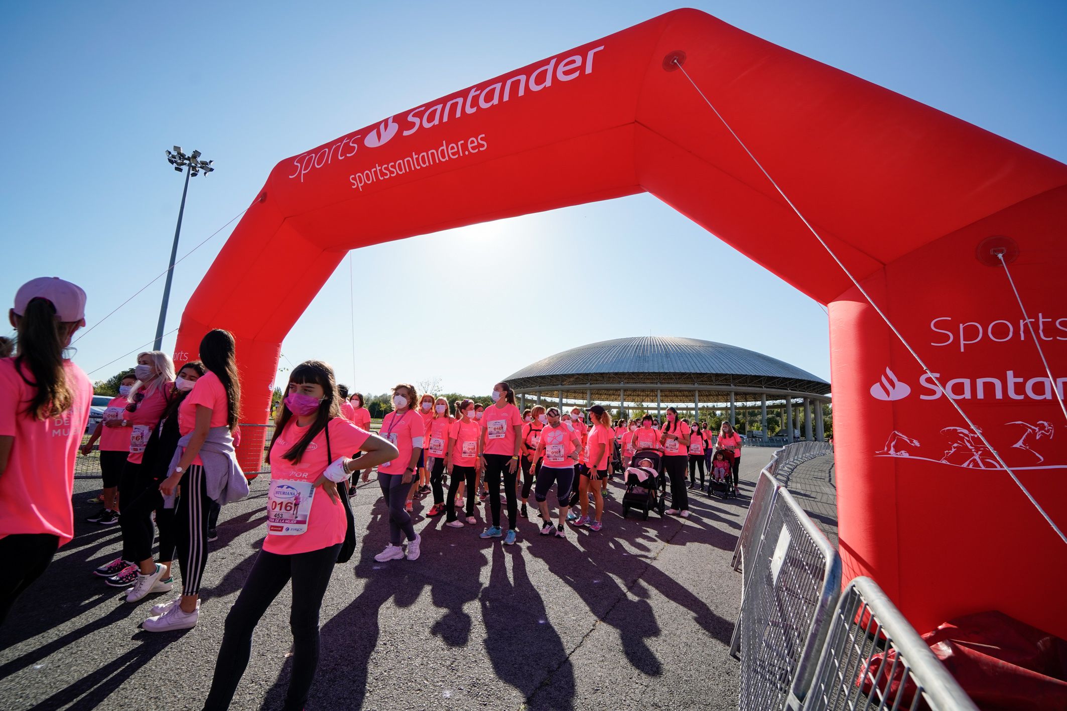 Las mejores fotos de la Carrera de la Mujer de Vitoria-Gasteiz 2021 - LLEGADA 1/2 - 7