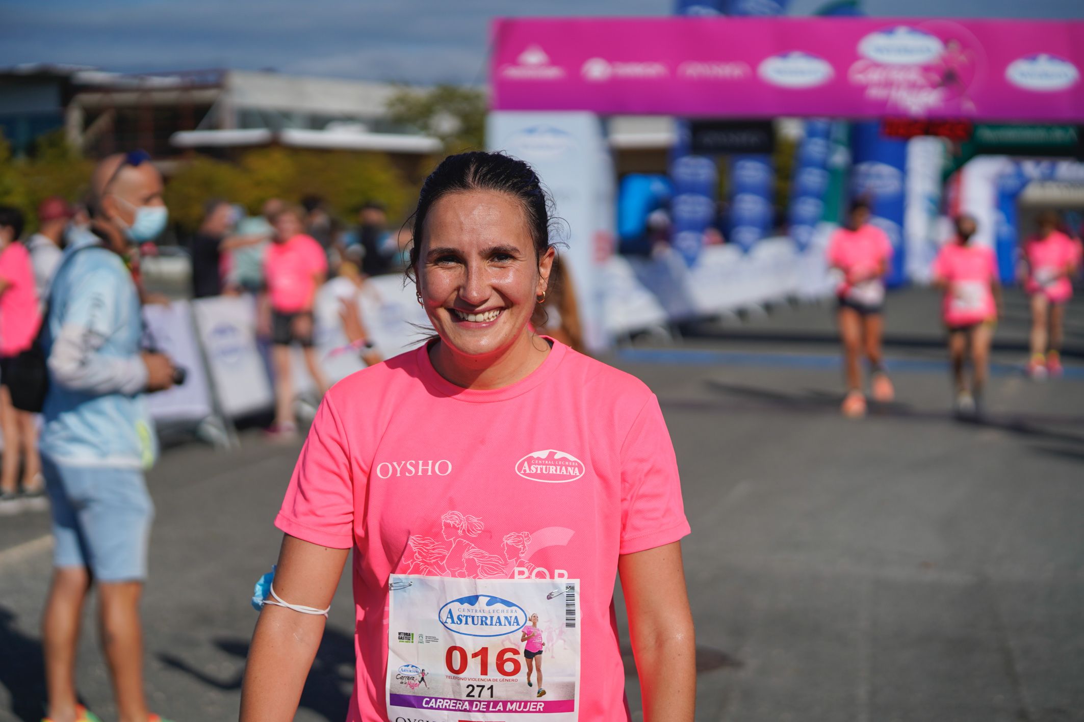 Las mejores fotos de la Carrera de la Mujer de Vitoria-Gasteiz 2021 - LLEGADA 1/2 - 46