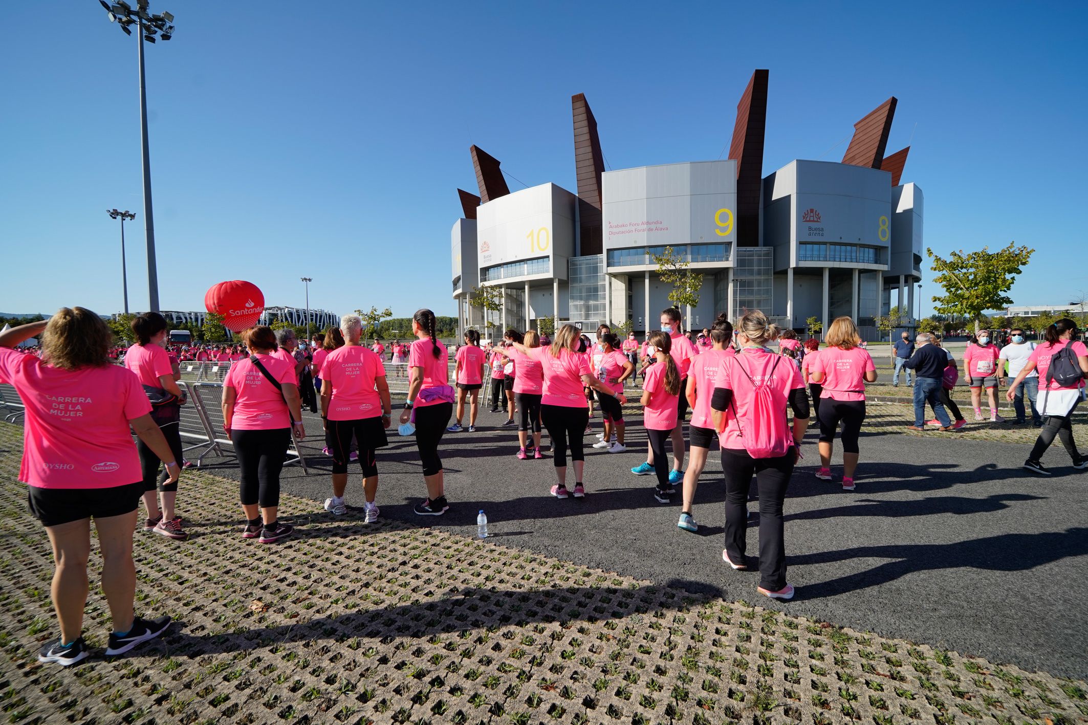 Las mejores fotos de la Carrera de la Mujer de Vitoria-Gasteiz 2021 - LLEGADA 1/2 - 62