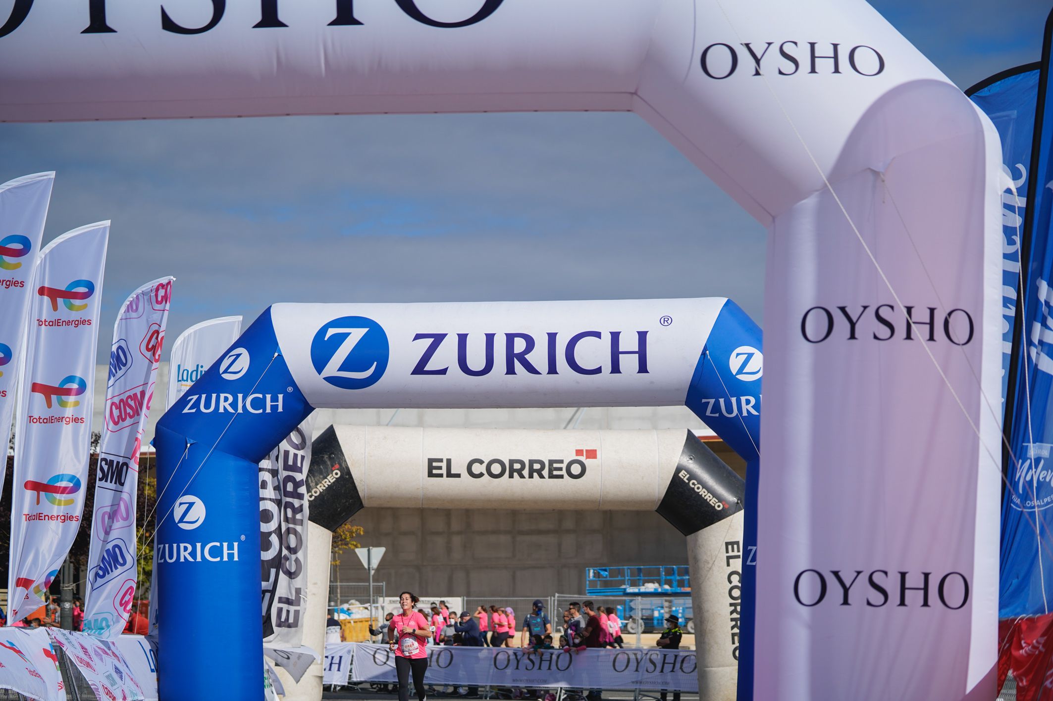 Las mejores fotos de la Carrera de la Mujer de Vitoria-Gasteiz 2021 - LLEGADA 1/2 - 68