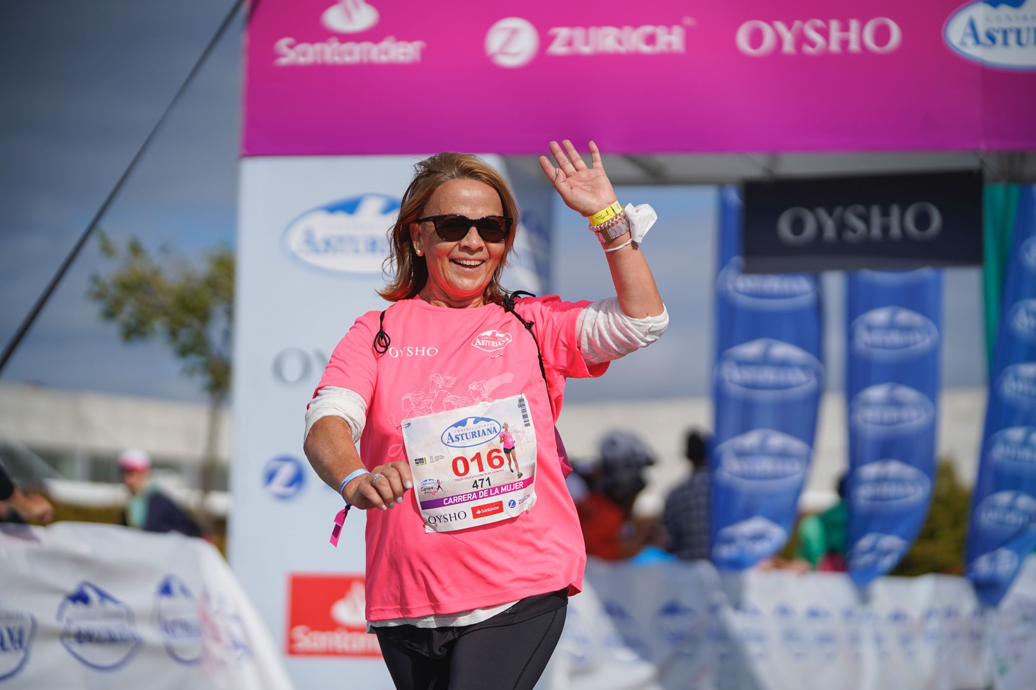 Las mejores fotos de la Carrera de la Mujer de Vitoria-Gasteiz 2021 - LLEGADA 1/2 - 85