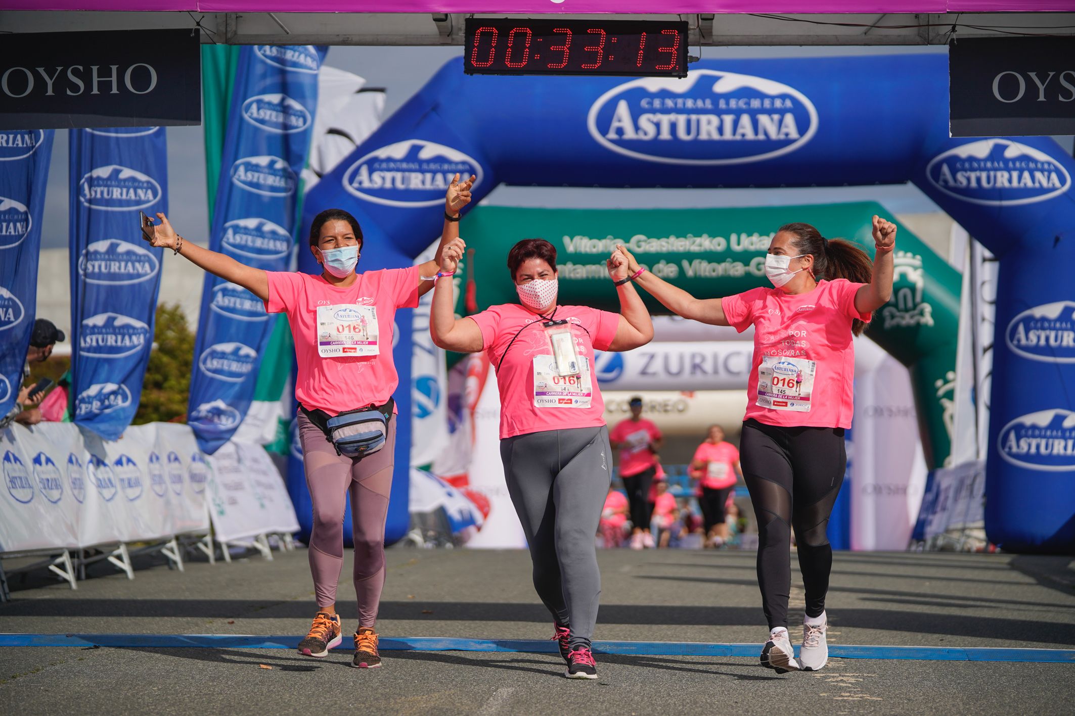 Las mejores fotos de la Carrera de la Mujer de Vitoria-Gasteiz 2021 - LLEGADA 1/2 - 87