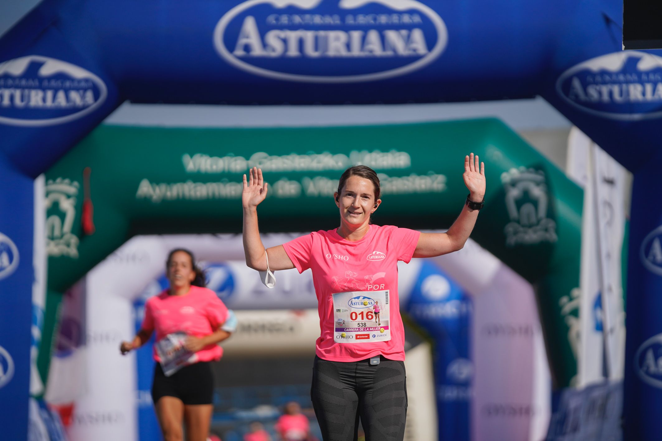 Las mejores fotos de la Carrera de la Mujer de Vitoria-Gasteiz 2021 - LLEGADA 1/2 - 105
