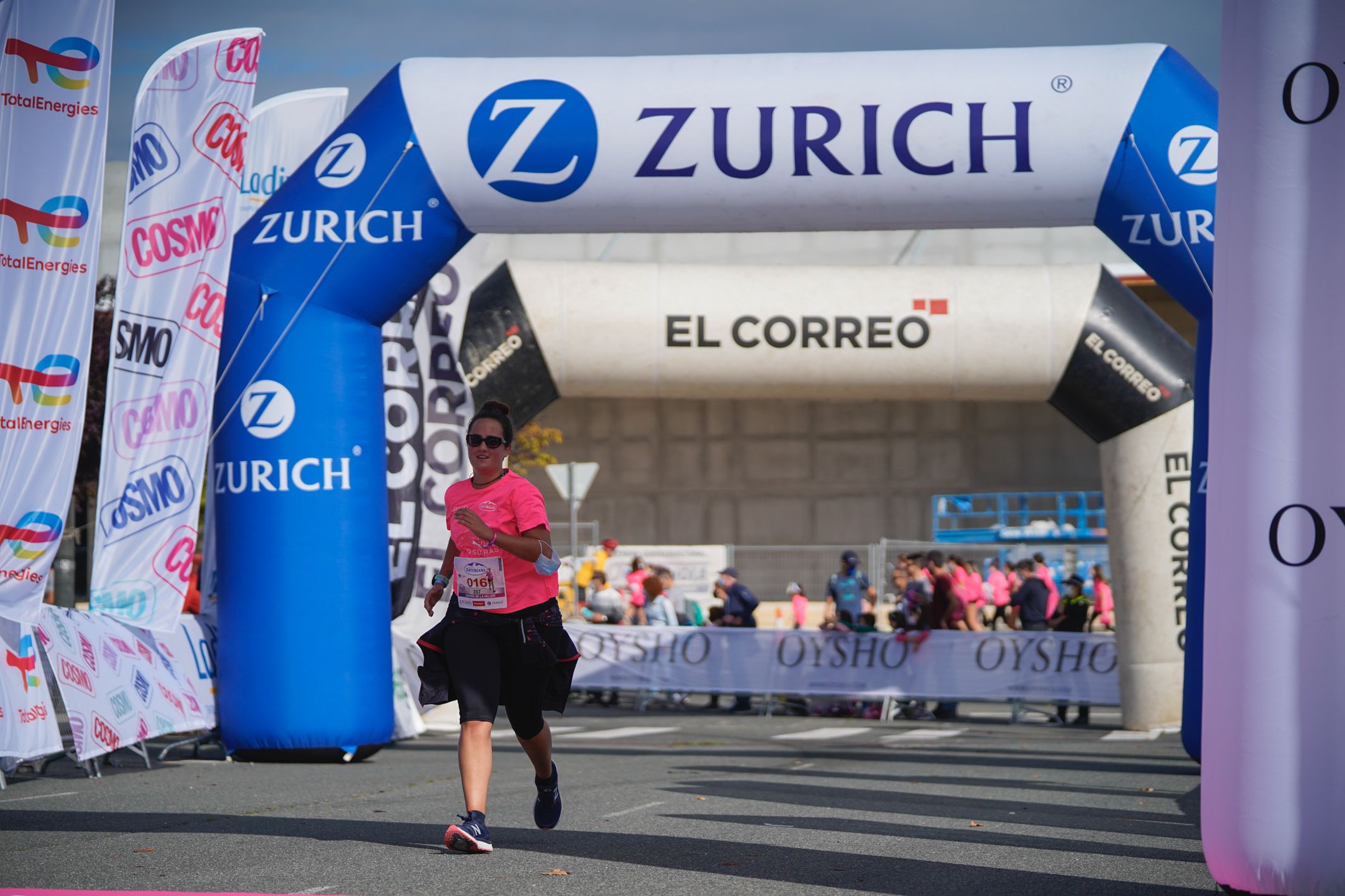 Las mejores fotos de la Carrera de la Mujer de Vitoria-Gasteiz 2021 - LLEGADA 1/2 - 134