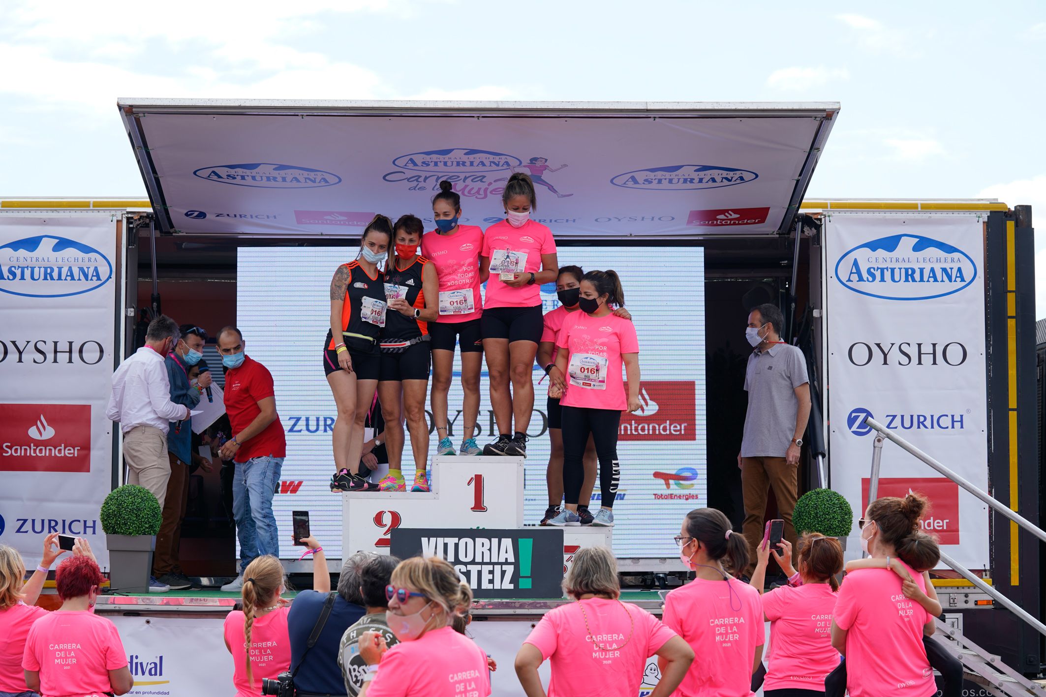 Las mejores fotos de la Carrera de la Mujer de Vitoria-Gasteiz 2021 - ENTREGA DE PREMIOS - 68